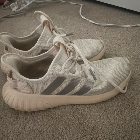 adidas running sneakers size 7 - Picture 1 of 2